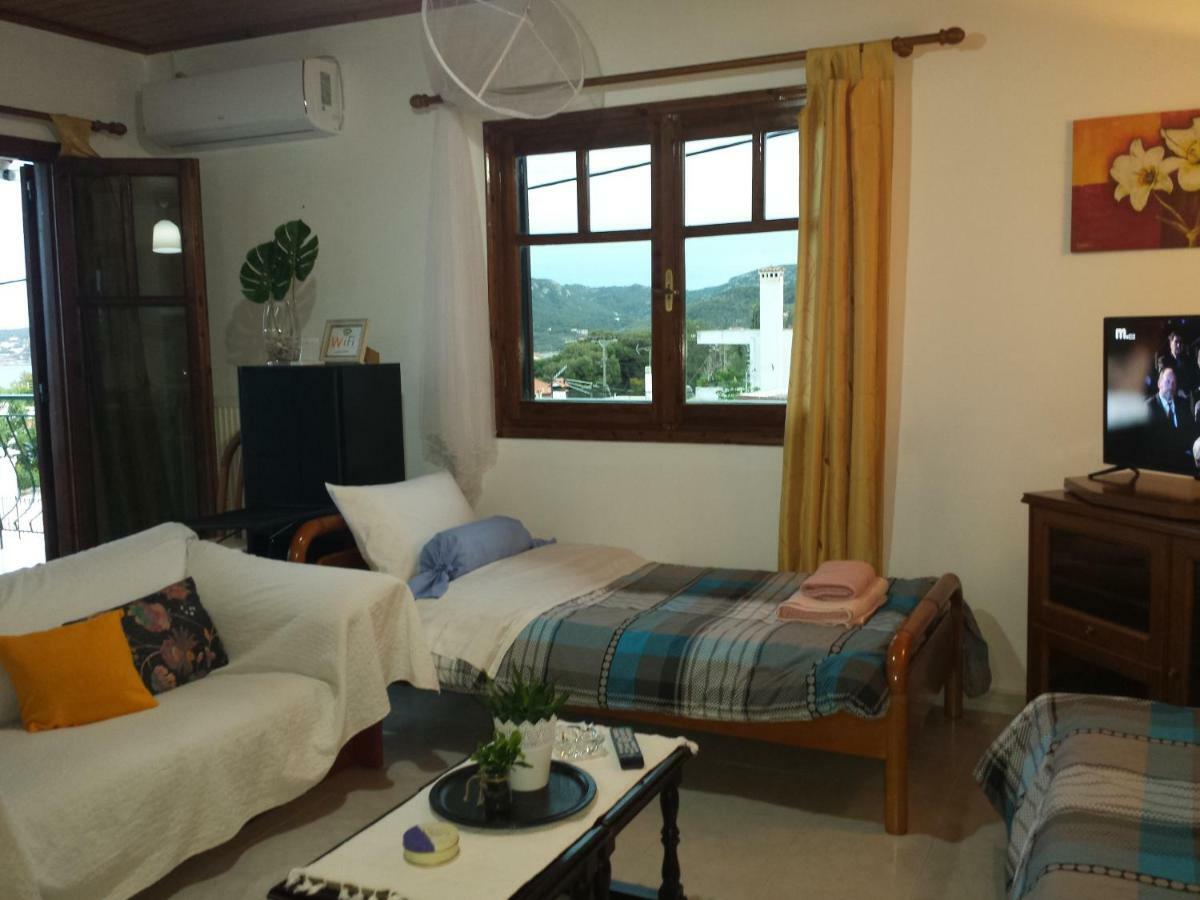 הוילה ארטמידה Smile House Near Athens Airport 300M From The Sea מראה חיצוני תמונה